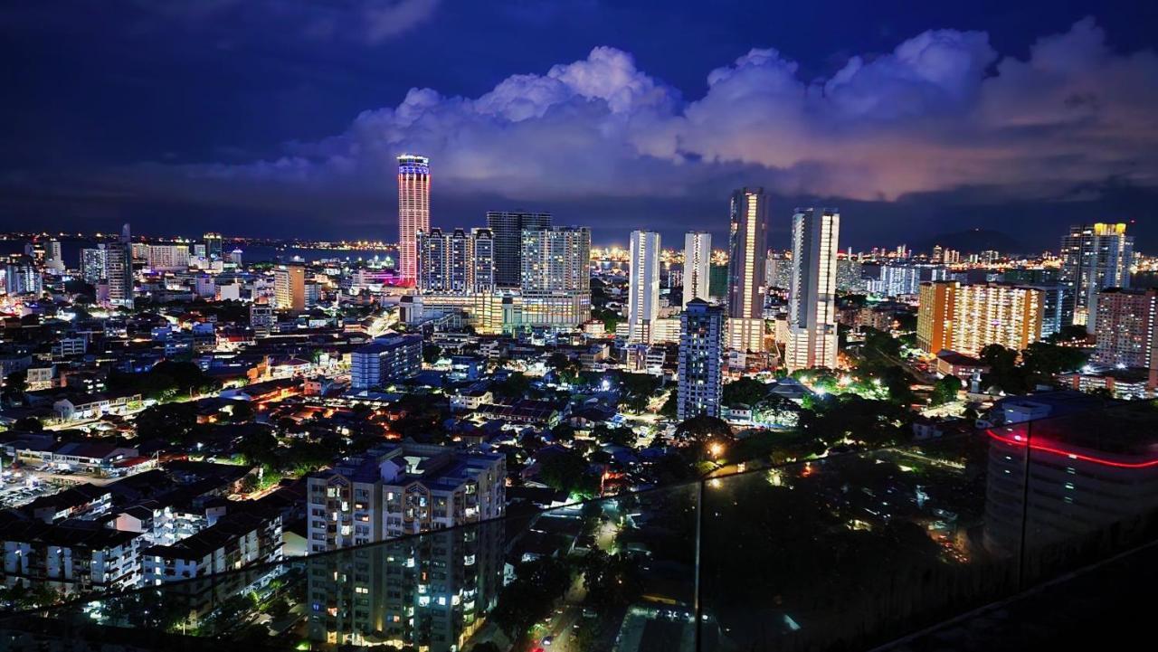 Skypool With Seaview 8Pax Beacon Executive Suites - Georgetown City Centre - 3Km To Komtar Екстер'єр фото