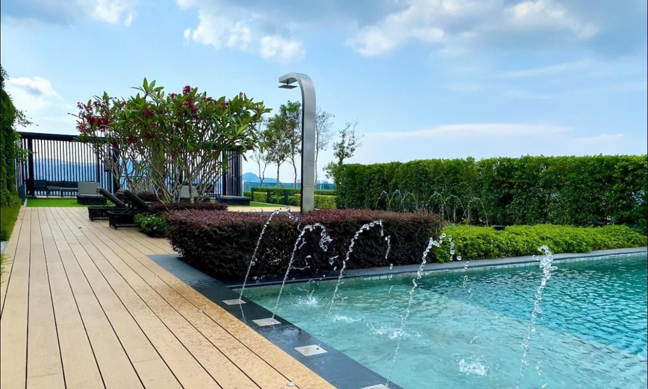 Skypool With Seaview 8Pax Beacon Executive Suites - Georgetown City Centre - 3Km To Komtar Екстер'єр фото