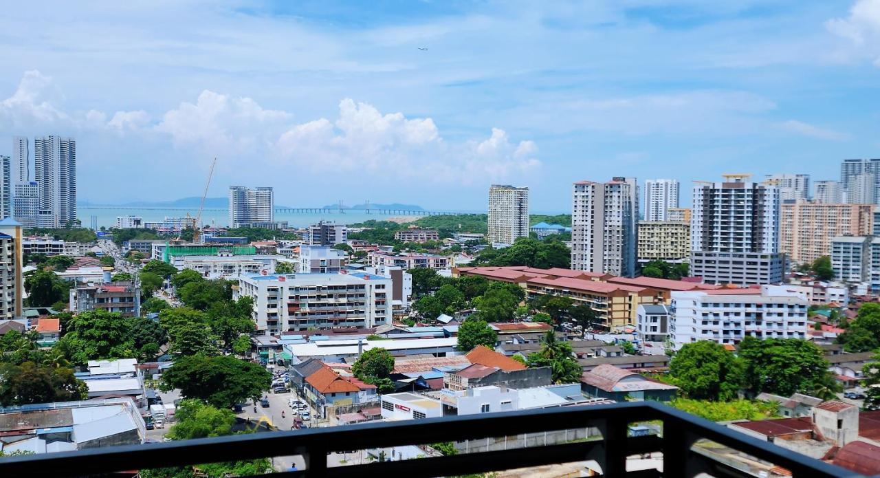 Skypool With Seaview 8Pax Beacon Executive Suites - Georgetown City Centre - 3Km To Komtar Екстер'єр фото