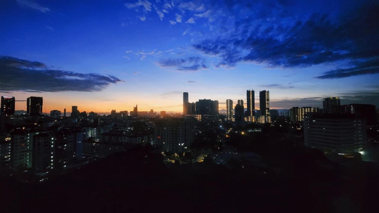 Skypool With Seaview 8Pax Beacon Executive Suites - Georgetown City Centre - 3Km To Komtar Екстер'єр фото