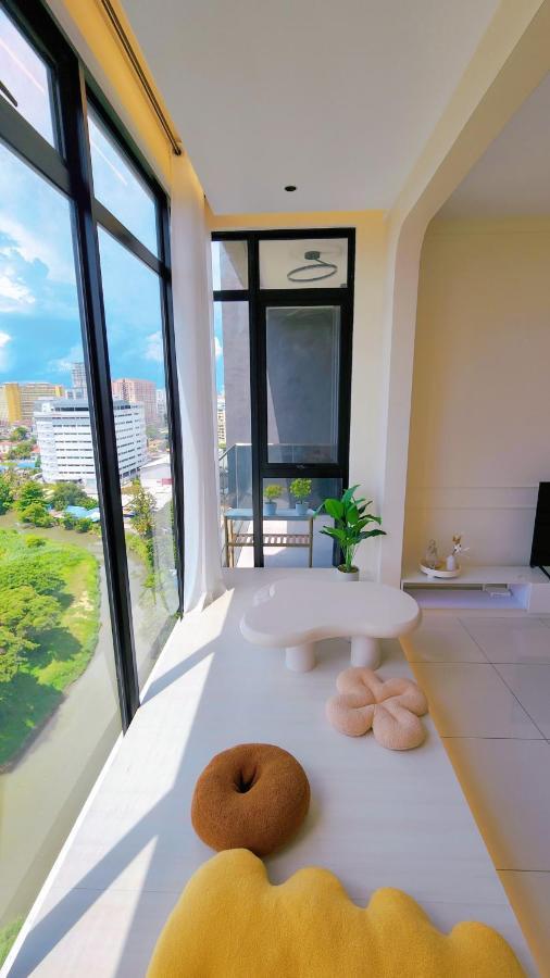 Skypool With Seaview 8Pax Beacon Executive Suites - Georgetown City Centre - 3Km To Komtar Екстер'єр фото