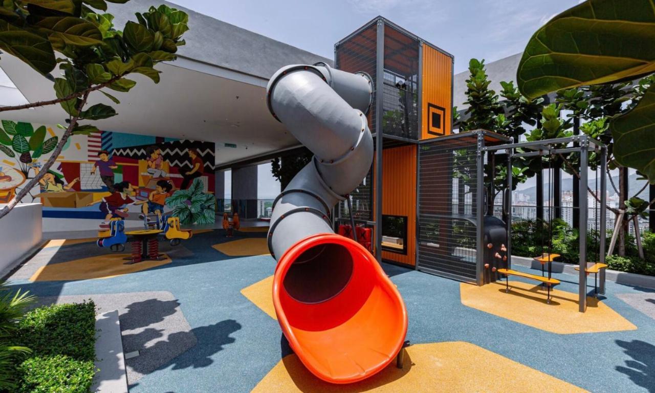 Skypool With Seaview 8Pax Beacon Executive Suites - Georgetown City Centre - 3Km To Komtar Екстер'єр фото